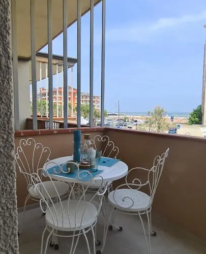 Vista Mare 50 Villamarina شقة