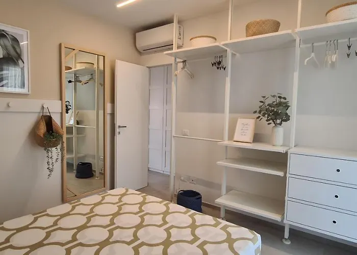 Vista Mare 50 Villamarina شقة *